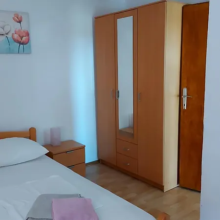 Apartment Slavica *