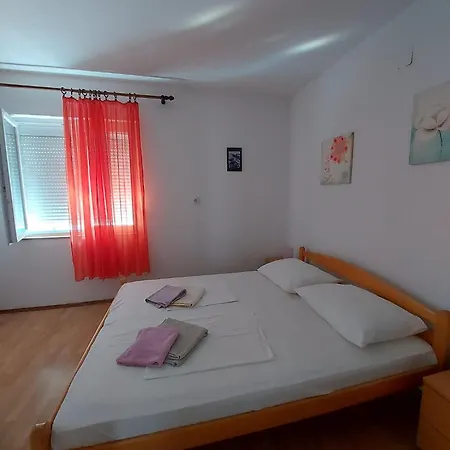 Slavica Apartment *